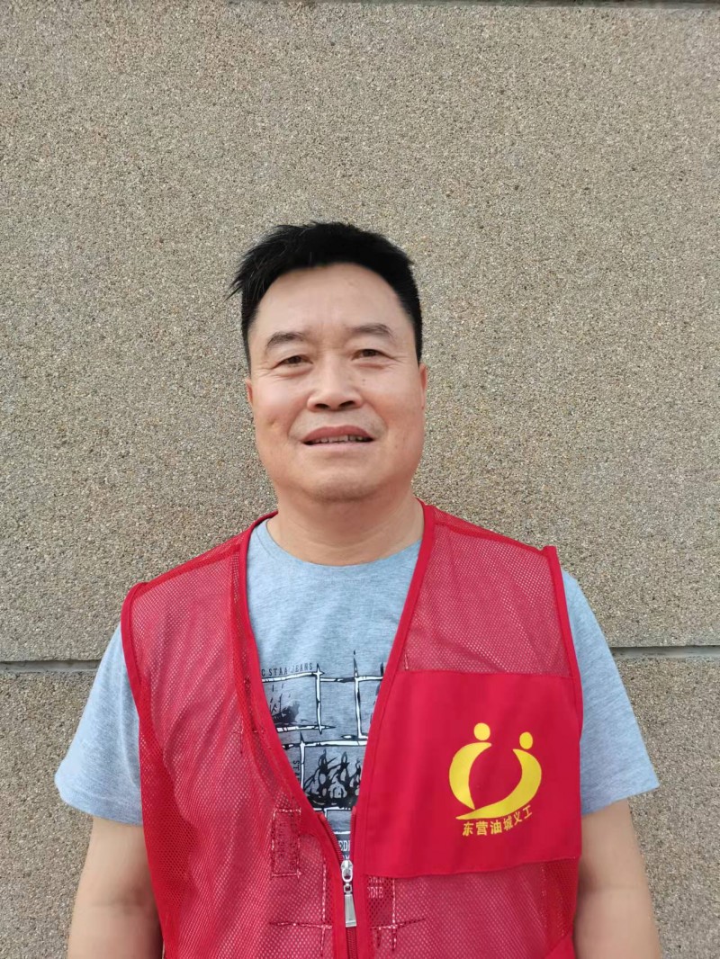 中國楹聯(lián)學(xué)會(huì)中宣盛世文化藝術(shù)交流中心書畫風(fēng)采展示——張勇平