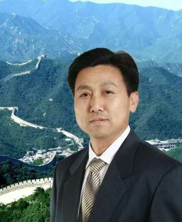 “金蛇獻(xiàn)瑞 迎新納福”著名藝術(shù)家張瑞祥向全國(guó)人民拜年暨2025新春賀歲藝術(shù)展